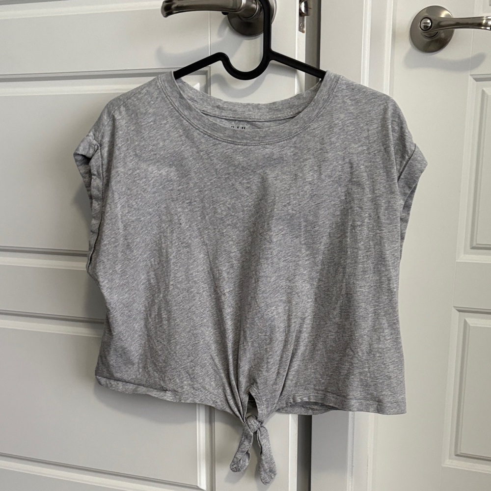 Gap Organically Grown Cotton Gray Tie-Front Crop Top